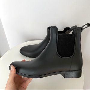 J Crew Mercantile Black Ankle Rain Boots